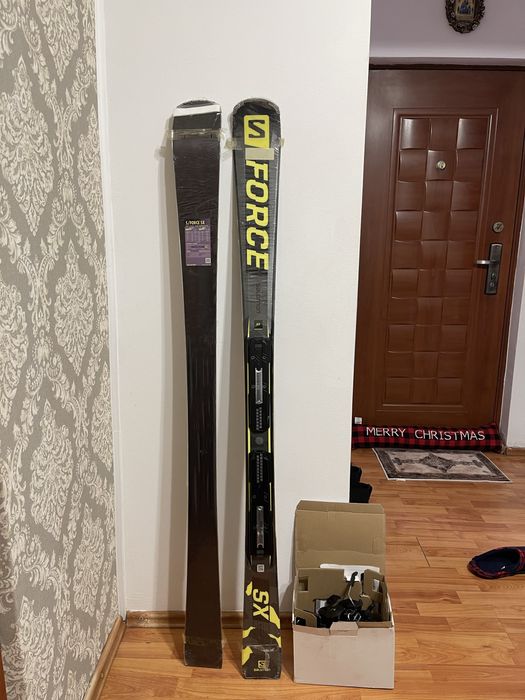 Schiuri 150 cm S/FORCE SX + L10 GW. Skiuri