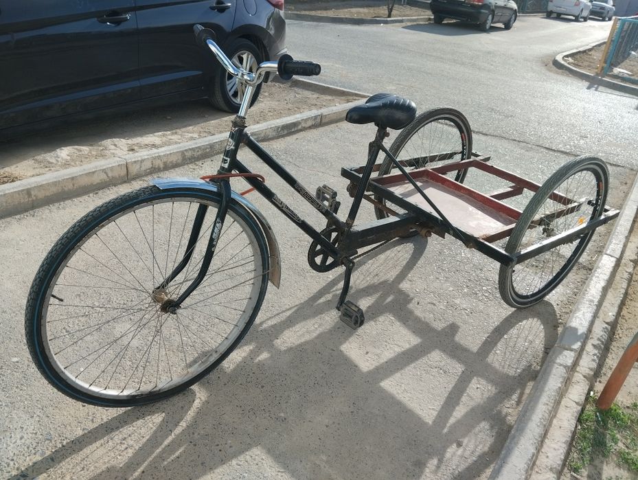 Трехколесный велосипед