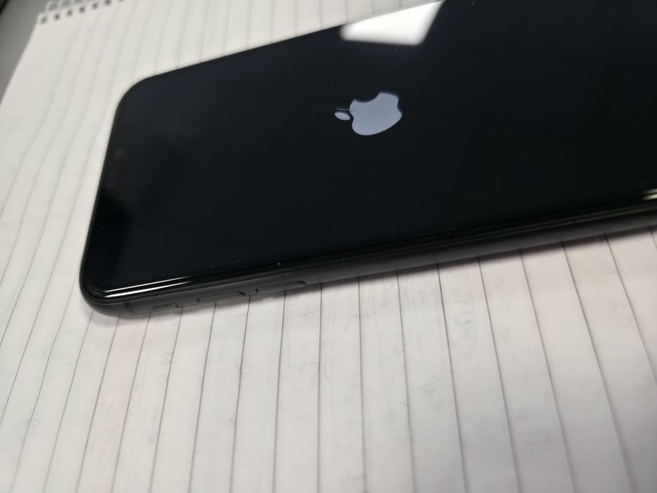 Iphone 11 - 64 gb - 88 % battery