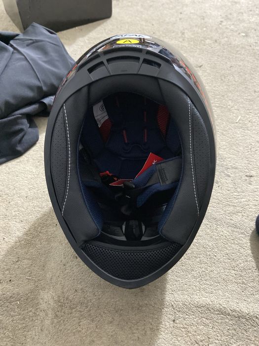 каска новая киілмеген. мото шлем