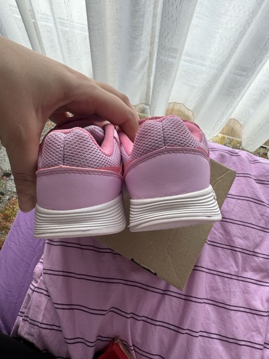 Adidasi fetita marime 25 si 1/2