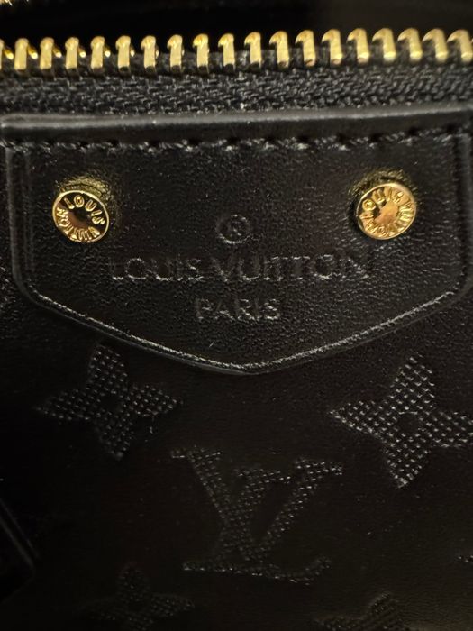 Louis Vuitton-Автентична чисто нова дамска чанта