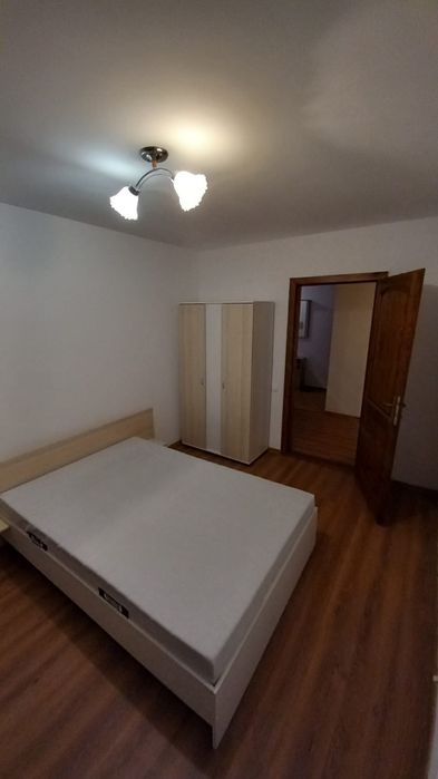 Inchiriez apartament 3 camere vivo BMW — fotografia 3