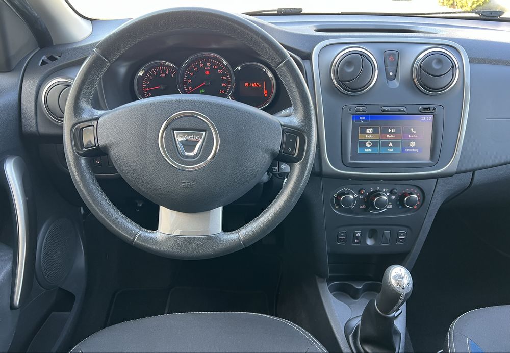 Dacia Sandero 1.2 benzină // 2015 // Euro6