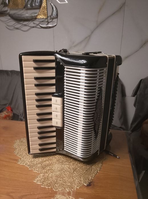 Acordeon Rossi revello vercelli