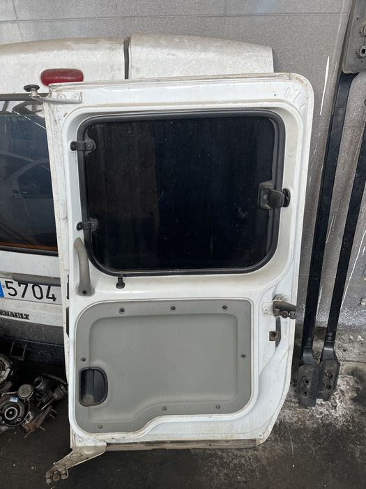 Usa culisanta dreapta Renault Kangoo