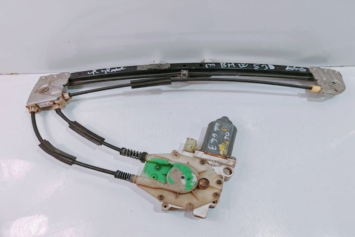 Macara  stanga spate cu motoras 67628360511 BMW Seria 5 E39 (facelift