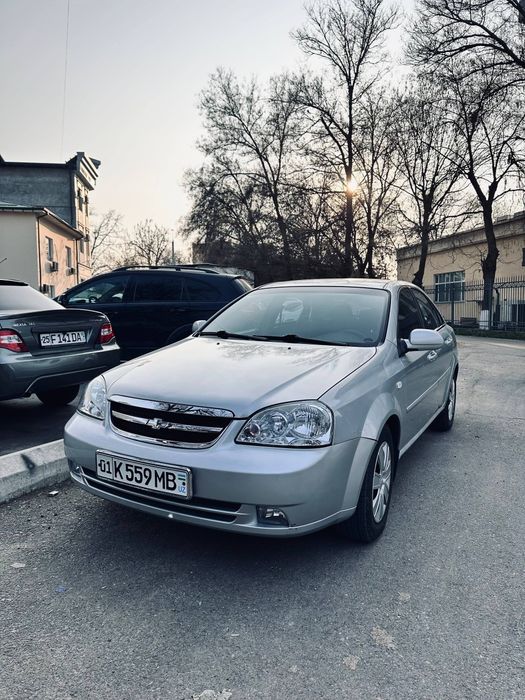 Lasetti 1,8 2010 propan