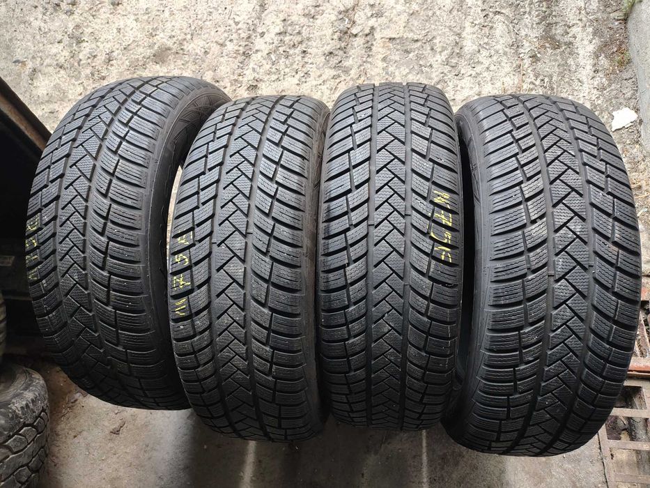 4бр.зимни гуми VREDESTEIN 235 60 18 DOT24 цена за брой