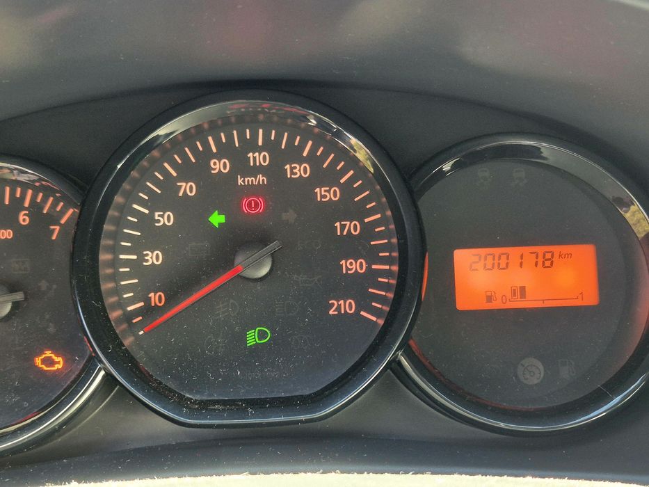 Dacia Logan, alba, Brasov