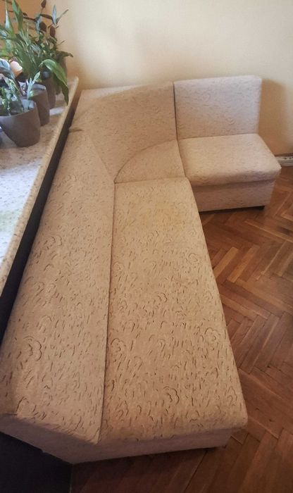 Трапезен ъгъл с функция сън