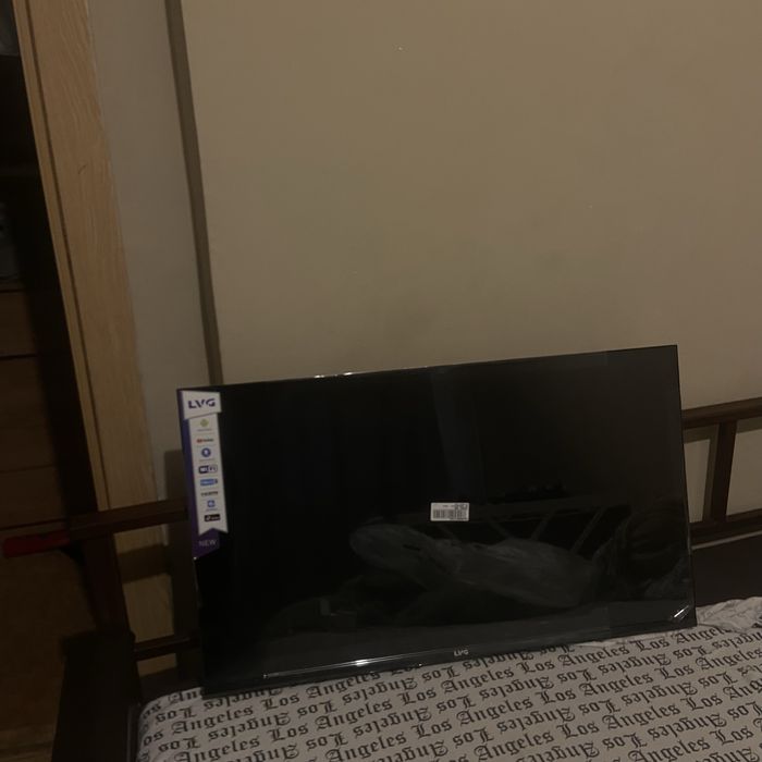 Продаю  Smart Tv ㅤ