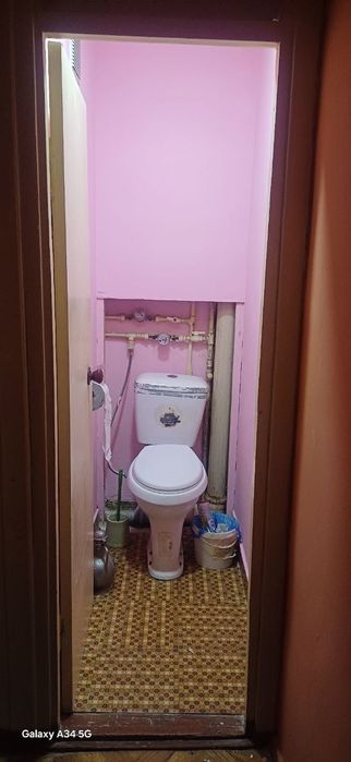 Zakanalda 2xonali uy sotiladi