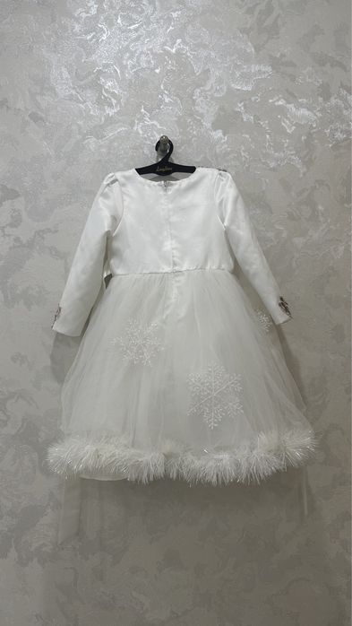 Продам детское платье