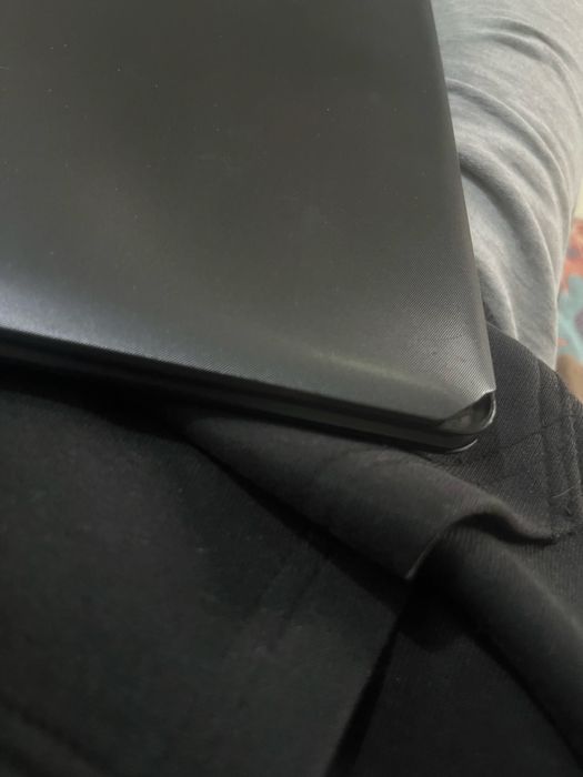 Продам Ноутбук Asus i7