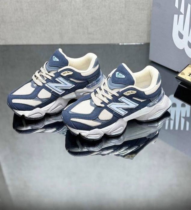 Adidasi unisex albastru marin