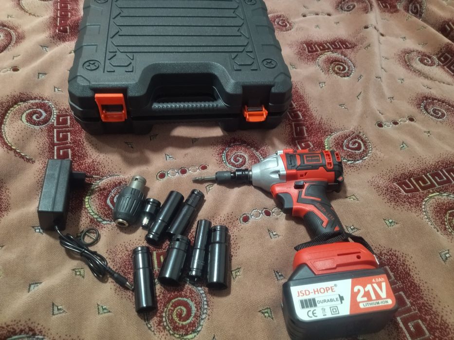 Cheie cu impact 3 în 1