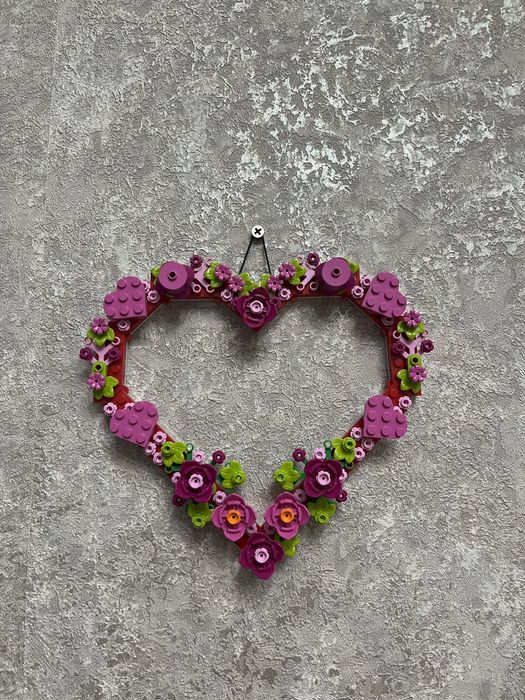 Конструктор LEGO Цветочное Сердце Iconic 40638