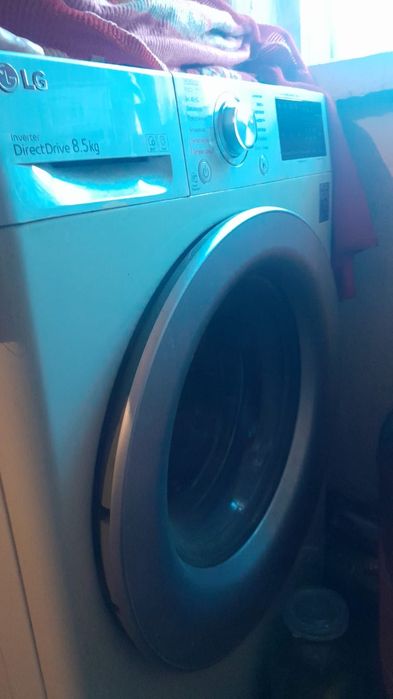 Продам стиральную машину