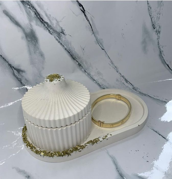 Декор из гипса