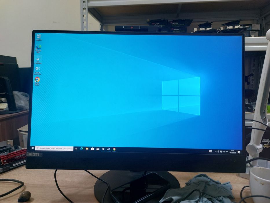 Моноблок Lenovo 24" Безрамочный с камерой