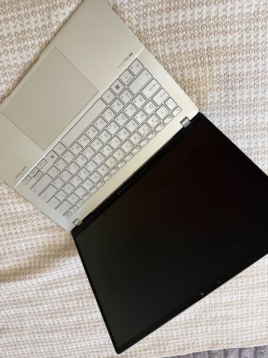 ASUS Vivobook S 14 OLED