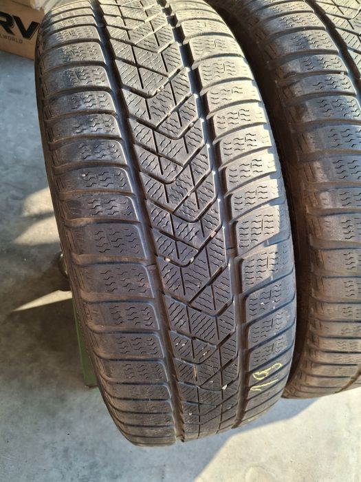 4 Anvelopele de iarnă 245 50 r19 Pirelli