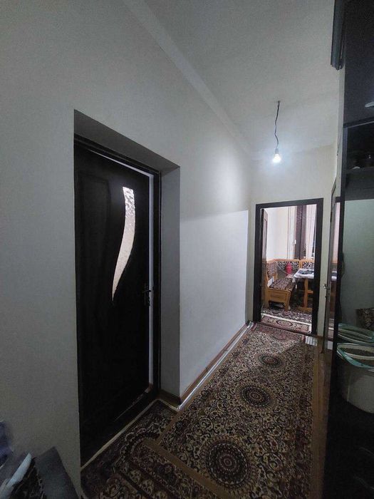 Квартира сотилади 50 м2 барча жихозлари билан 1-этаж