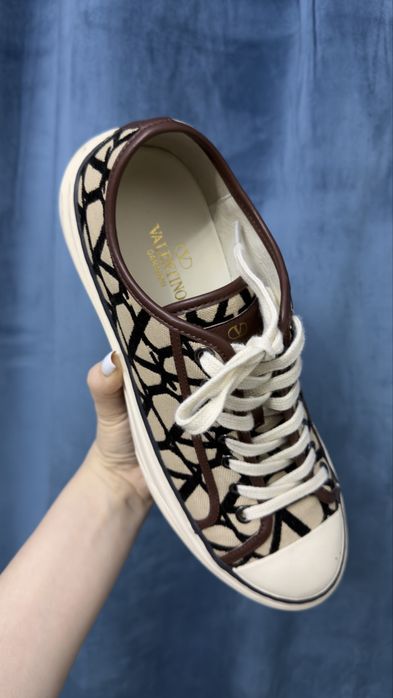 Оригинал Valentino, натуральная кожа