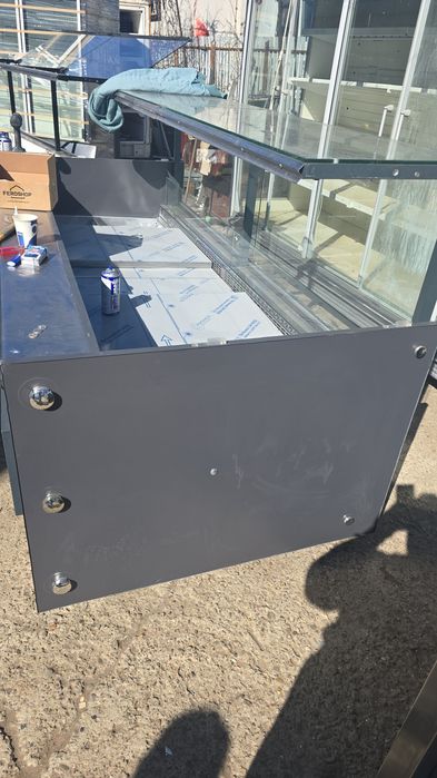 Vitrina  mezeluri / lactate