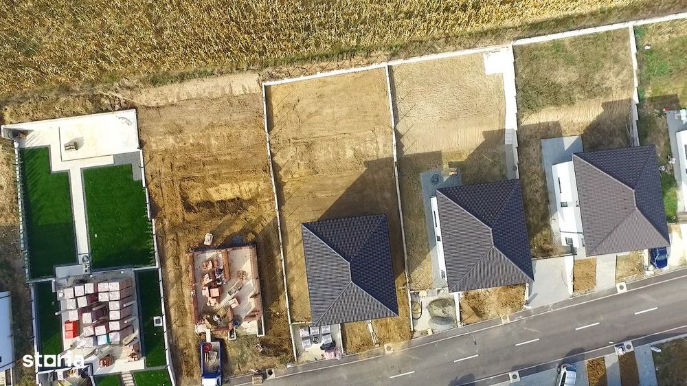 Casa individuala de vanzare in Corusu – finisata exterior, interior