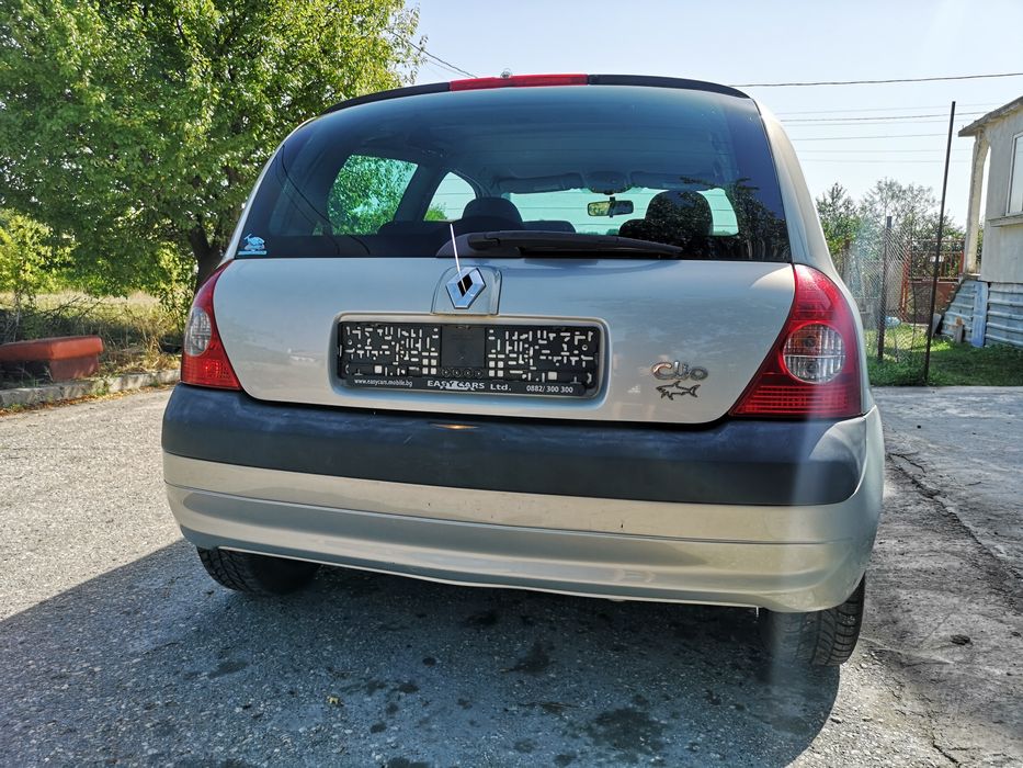 Продавам Рено Клио 1.5dci 65hp и 82 коня на части