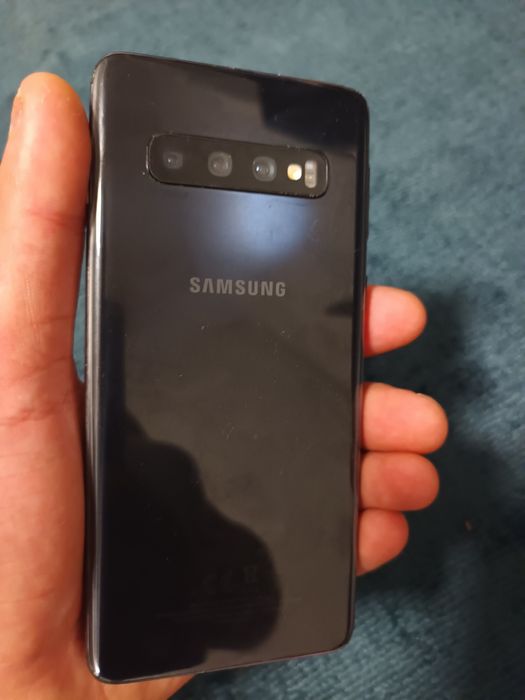 Vand telefoane  pret in privat