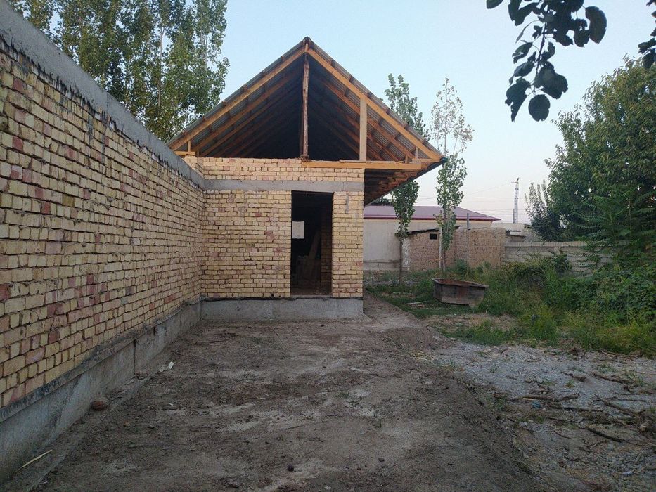 Sirdaryo shahrida uy sotiladi, endi yangi NARXDA!