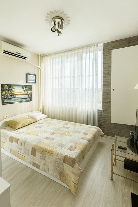 Продава се Тристаен апартамент в Пловдив, Тракия - 82 кв.м за 2074 €/кв.м - Снимка #3