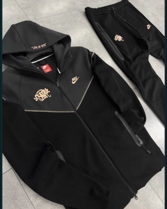 Nike Sportswear Tech Fleece x Central Cee "Life of Syn".