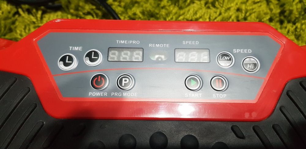 Placa vibrantă cu benzi de rezistenta si telecomanda