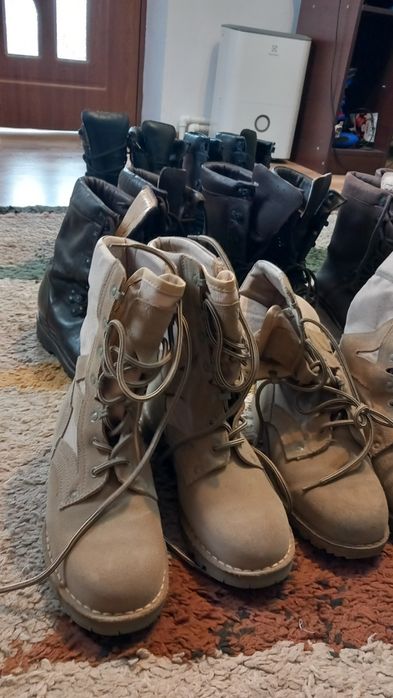 Vand bocancii militari
