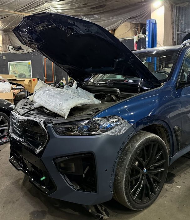 G05 LCI X5M пакет F95 BMW предна броня задна броня фарове стопове