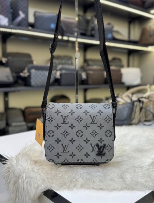 Мъжка Чанта / Louis Vuitton