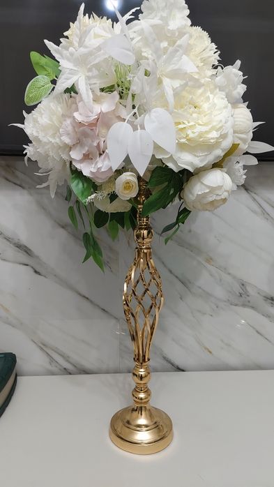 Продам стойку для цветов