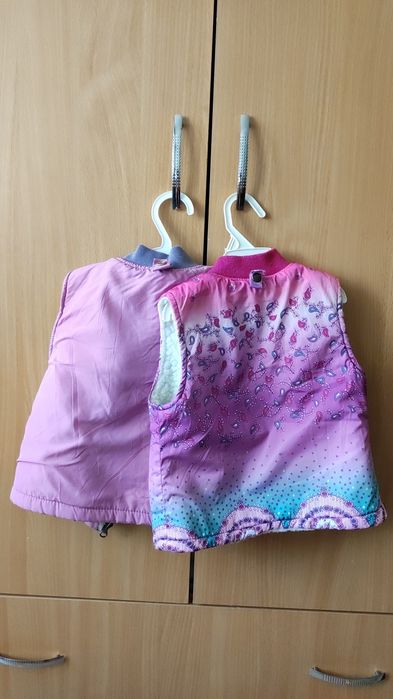 Жилетки детские на девочку.