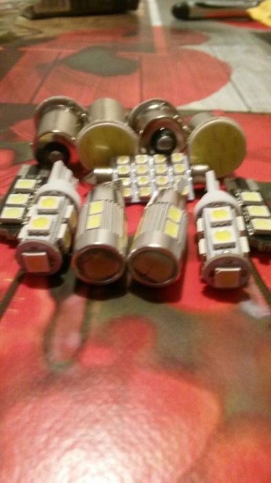 Vând led auto H1,H3,H4,H7,H8,H11,Hb3,Hb4 T5,T10