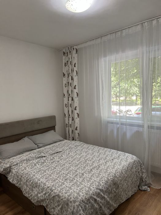 Apartament 3 camere de inchiriat pe termen scurt