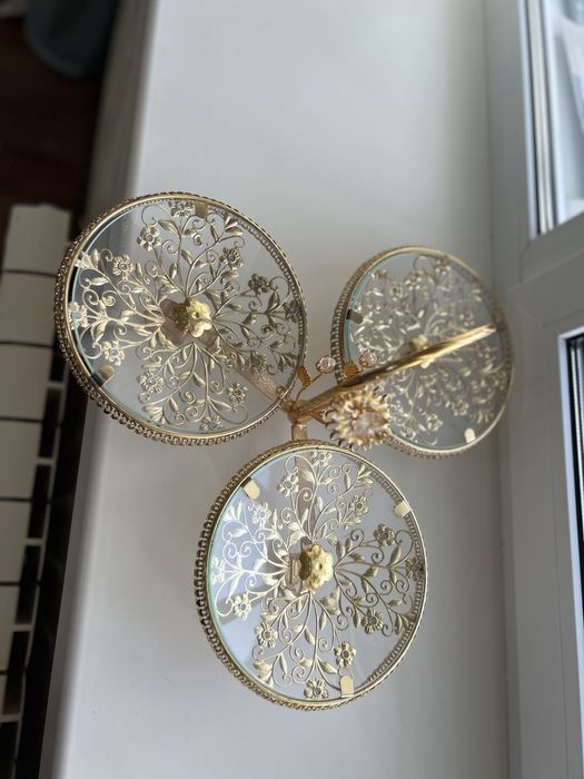 Менажница сатылады