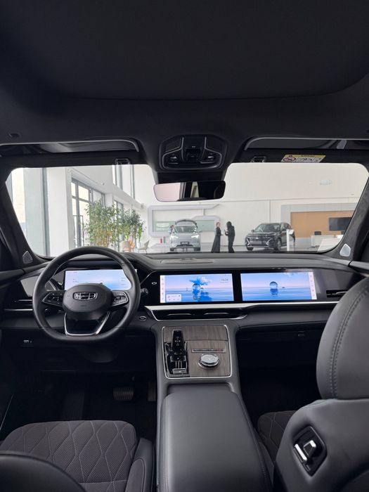 Geely Monjaro avtomobili