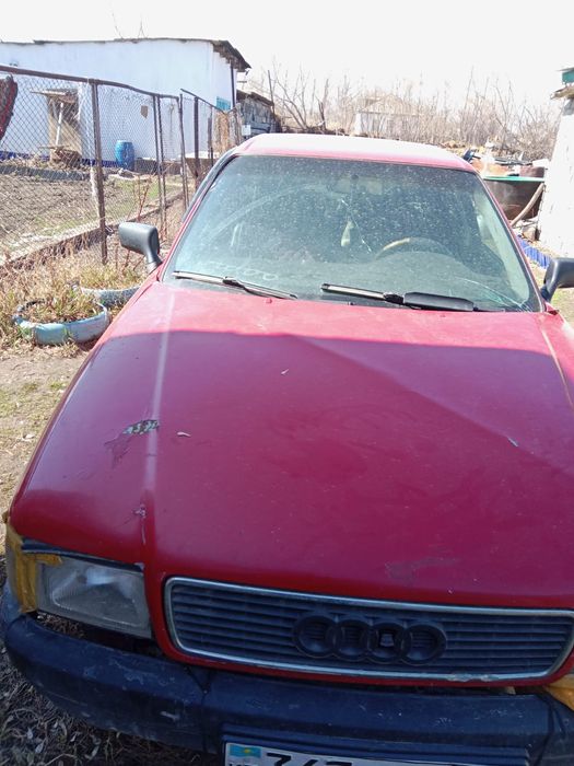 Продам на разбор Ауди 80.b4. 2.3