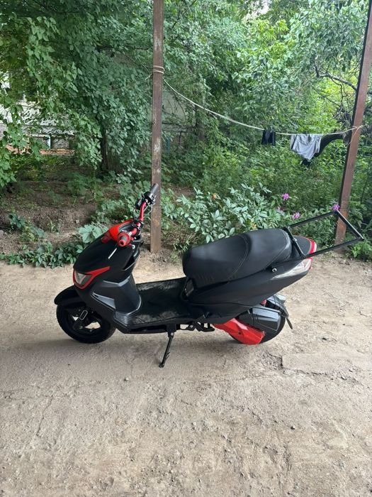 Продам м8 180 куб
