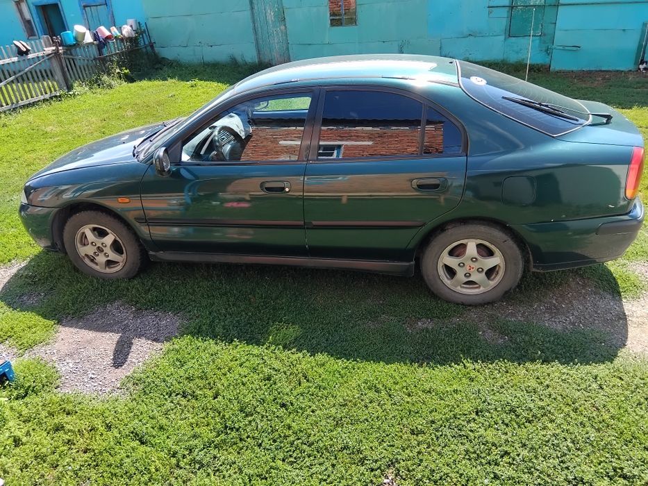 Mitsubishi Carisma продаётся