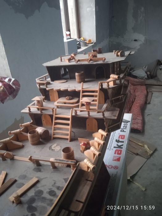 Корабль болшой ручной работа  товоксой зона